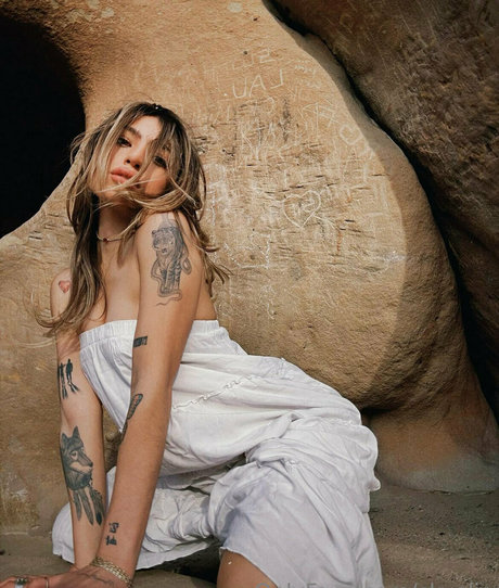 skyelia jolie star du porno archive