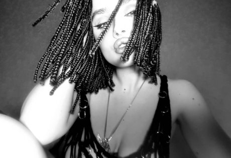 Taliyamilano nus étoiles galeries