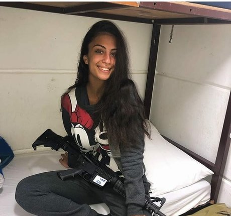 Shahar Halaf actrice exclusive galerie