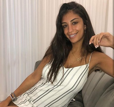 Shahar Halaf xxx étoile galeries