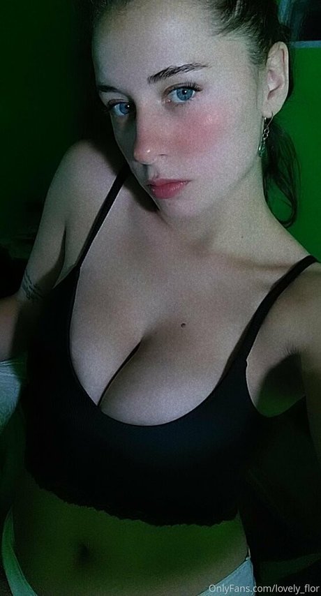 alessiafoxx star du porno belle image