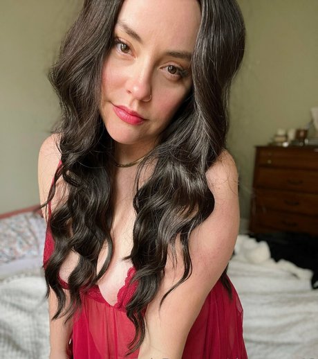 skye marx13 actrice adulte collection