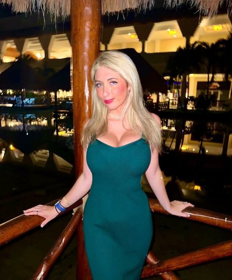 Kayla A étoile de haute qualité img