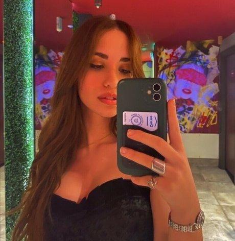 Demi Aggelopoulou étoile xxx images