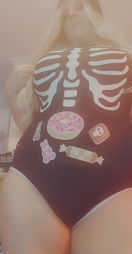 therealmisskat haut étoile archive