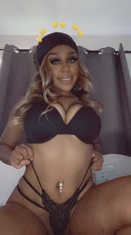 savannahskye actrice parfaite galerie