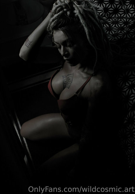 wildcosmicfree modèle xxx collection