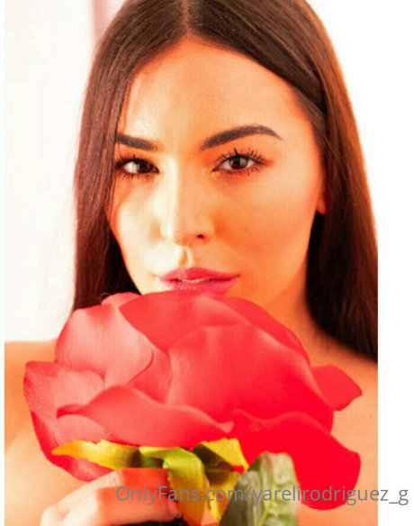 yarelirodriguez g étoile gratuite img