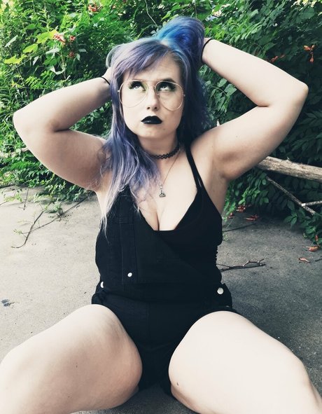 freeknockers420 étoile chaude image