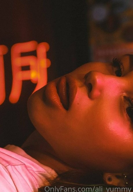 ali yummy art de star du porno images