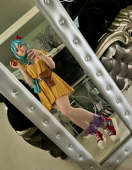 ellieidolfemdom actrice photo