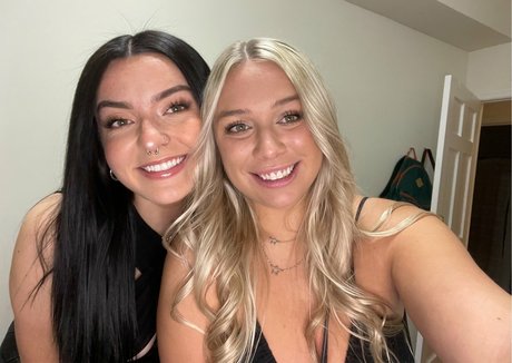 Alyssa K joli modèle img