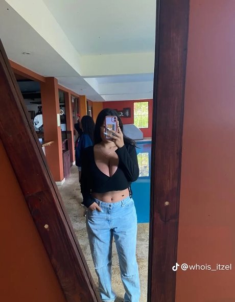 Itzel Lozano actrice pornographique images