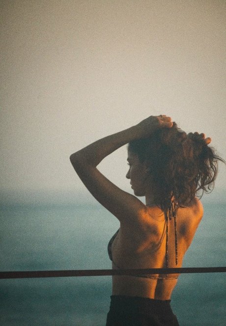 fans asiatiques poilus uniquement porno nus des photos