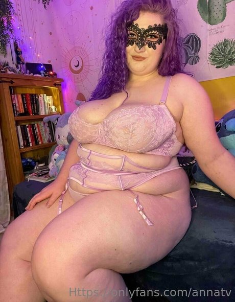 annatv modèle exclusif image