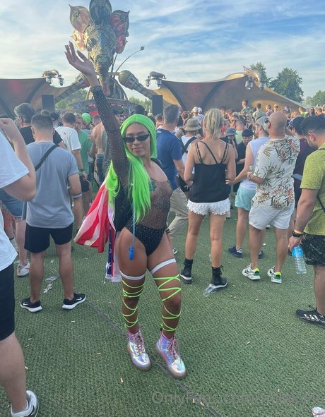 milakylie star du porno de haute qualité photo