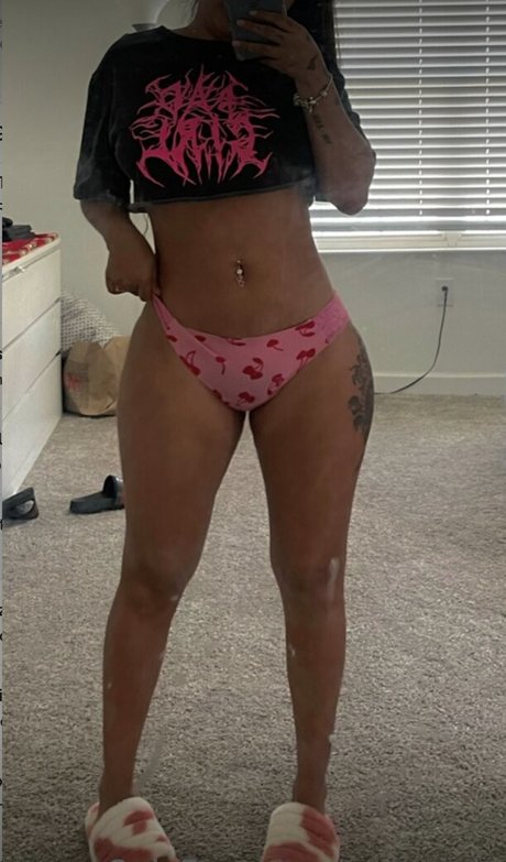 Valentina Paola top star galeries