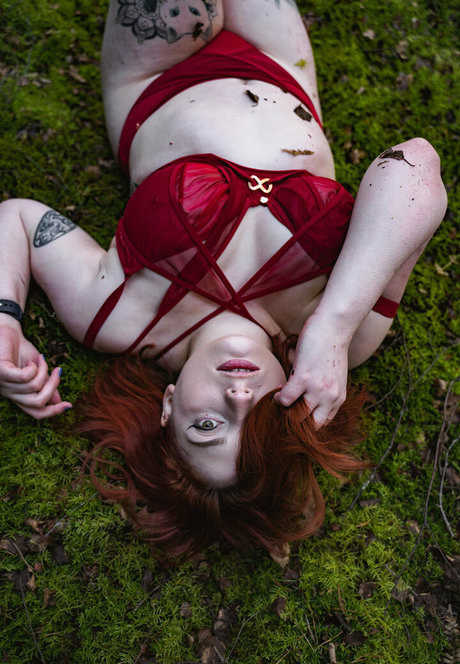 chatte dégoulinante et humide onlyfans chaud et sexy image