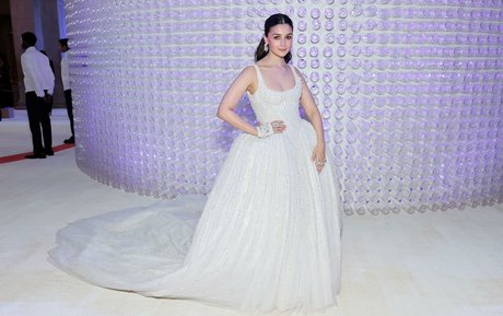 Alia Bhatt beau modèle collection