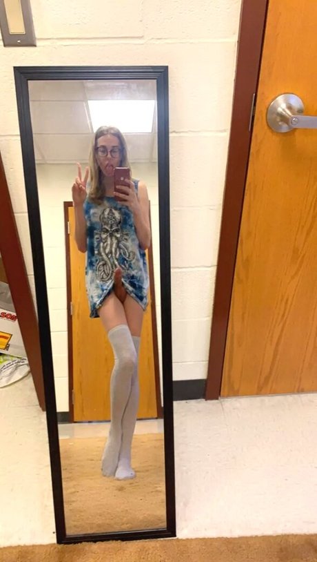 Zee R_ modèle érotique galeries