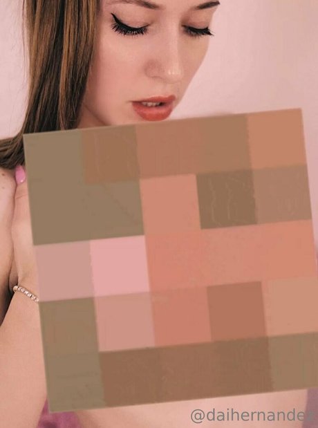 daihernandez haut modèle des photos