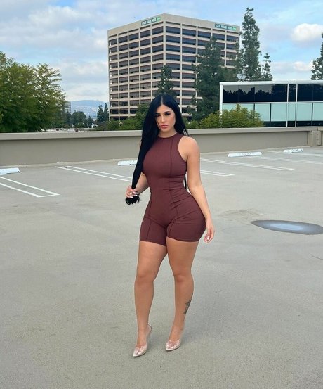 Danielle P star du porno érotique des photos