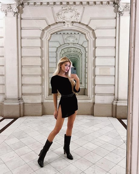 Pamela Reif actrice de nus img