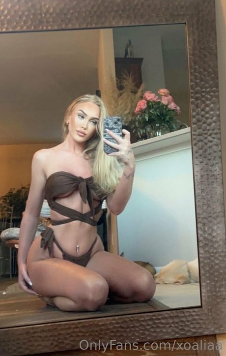 xoaliaa actrice nue galeries