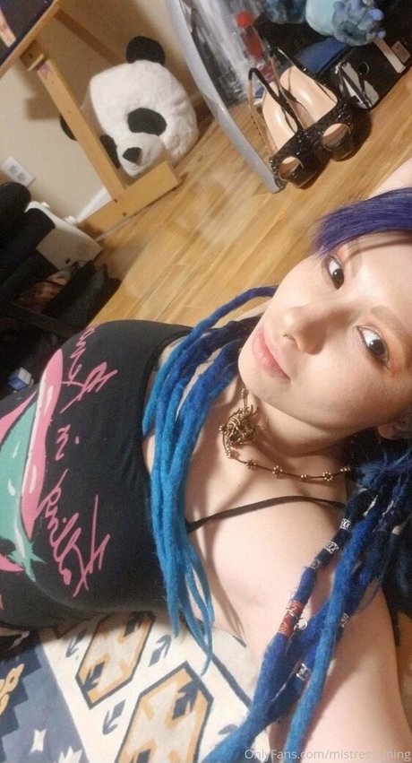 empressming modèle pornographique archive