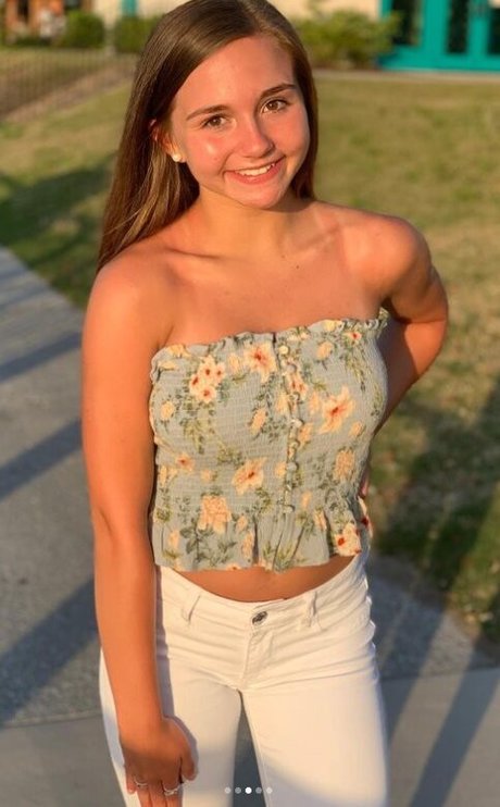 Carol Hayes star du porno gratuit photo