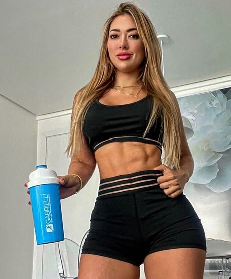 Lais Gabrielli étoile exclusive galerie