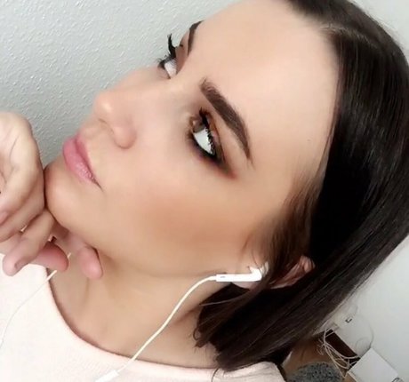 Katrina Maria belle étoile archive