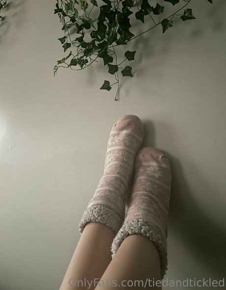 tiedandtickled star du porno adulte photos