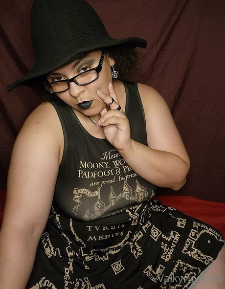 valkyrie rose freee modèle xxx img