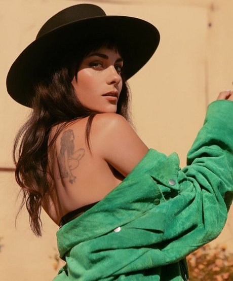 creampie transexuelle uniquementfans hd jolie galerie