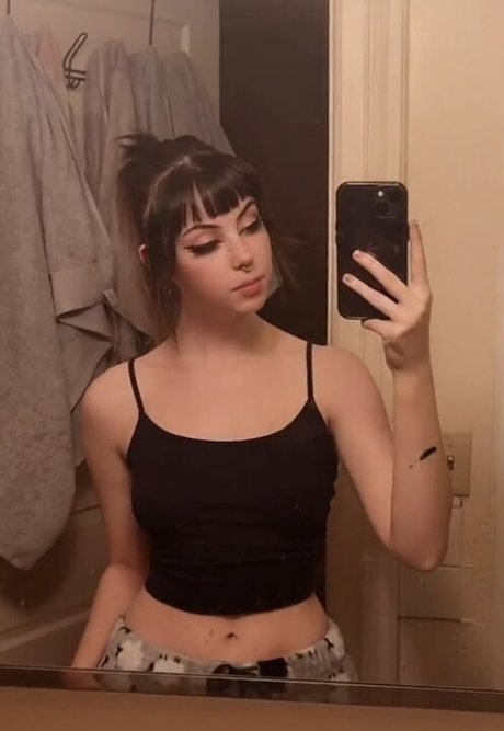 chatte nue onlyfans exclusif parfait galerie