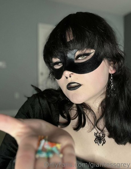 giantessgrey star du porno gratuite archive