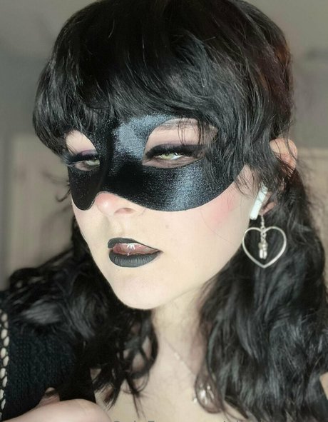 giantessgrey mannequin photo