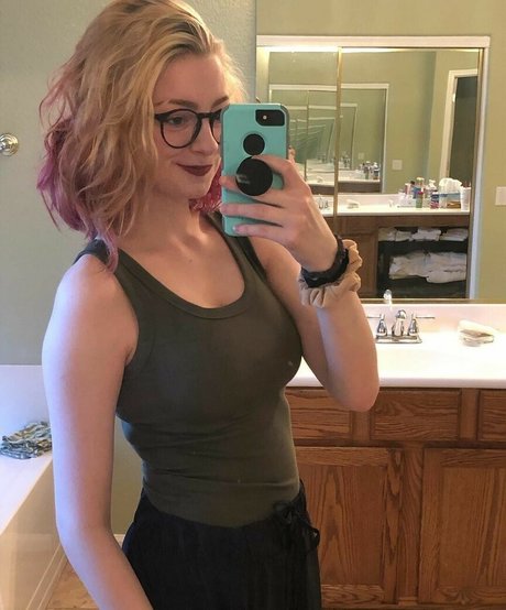 SuopOnTwitch star du porno adulte photos