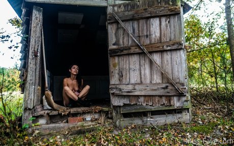 missfayevip actrice exclusive photos