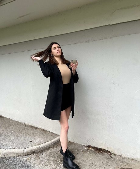 Clarisse Dupont étoile sexy des photos