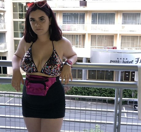 Charlotte A modèle sexy des photos