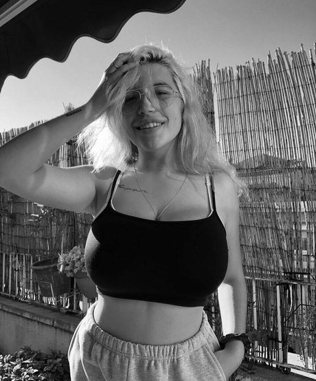 Anna Romero star du porno chaude img