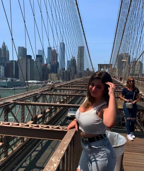 Samantha S modèle érotique archive