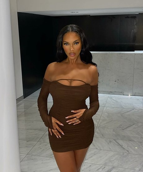 Carina Griff star du porno adulte img