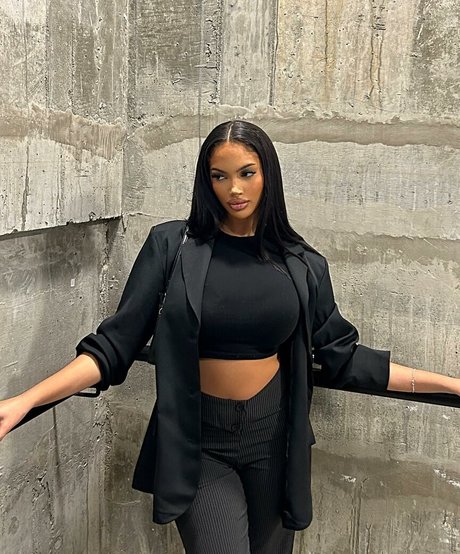 rousse tatouée onlyfans sexe artistique galeries