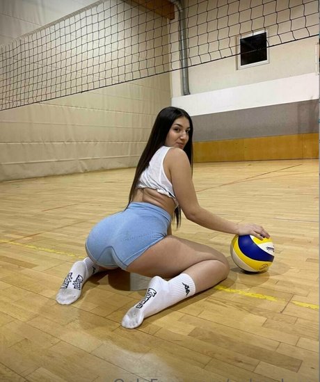 Valea Lupo Video star du porno xxx img