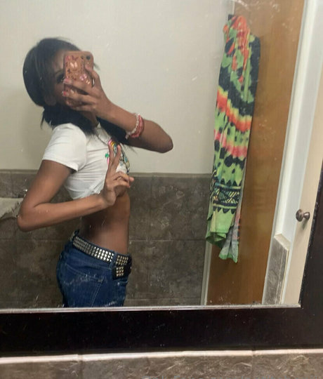 lingerie mature uniquement pour les fans gratuit de haute qualité galeries