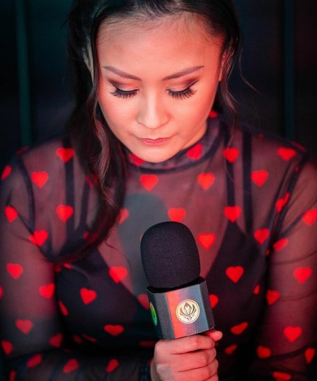 Yinsu Collins sexe star des photos