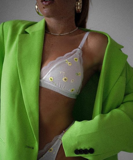 Leoobalys actrice libre photo